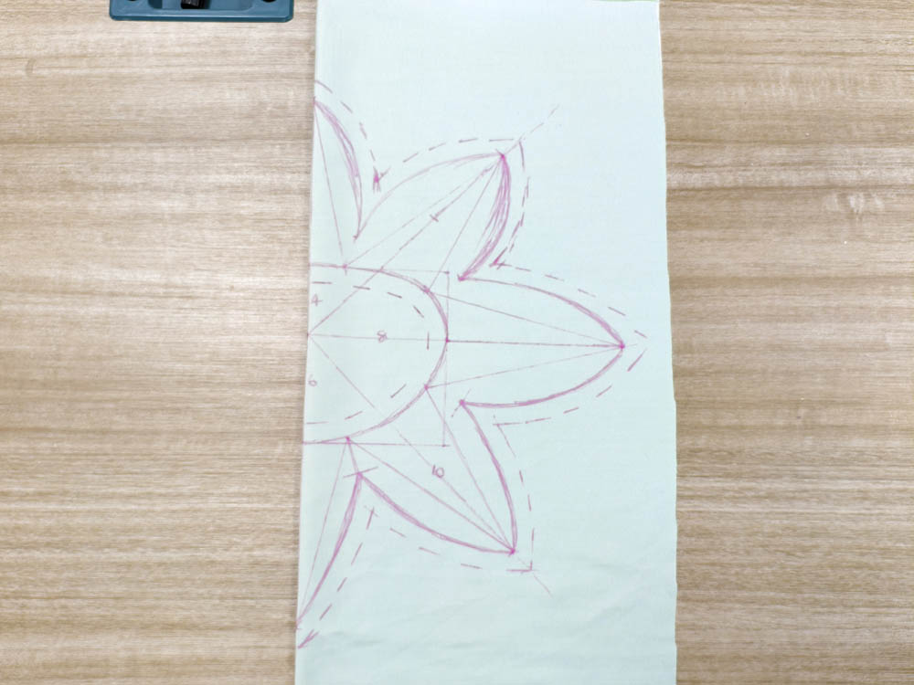 Placement of the green section used for the pumpkin leaf detail 2